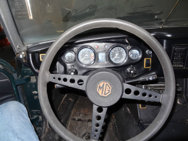 1972 MG MGB Roadster Convertible - photo 11