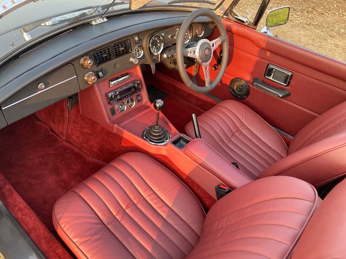 1973 MG MGB - photo 3