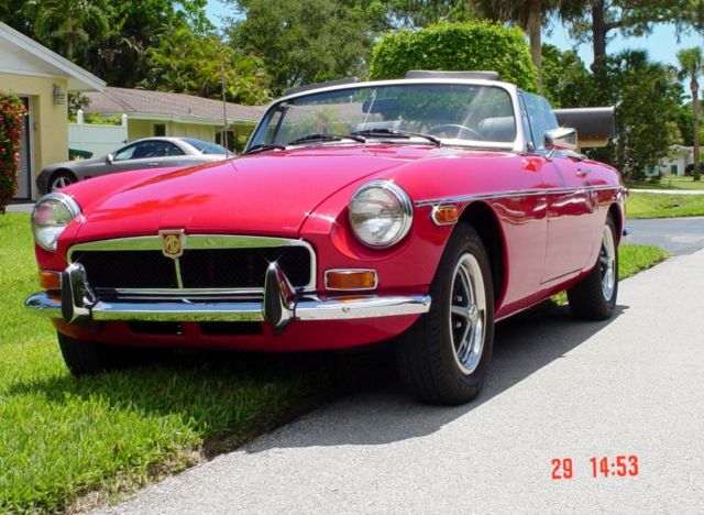 MGB ROADSTER - Overdrive 1974 MG MGB