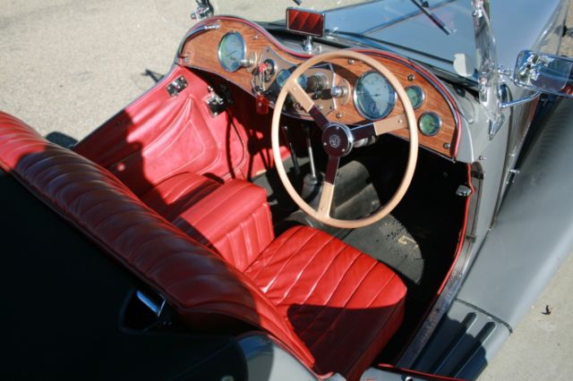 1949 MG T-Series red leather - photo 6