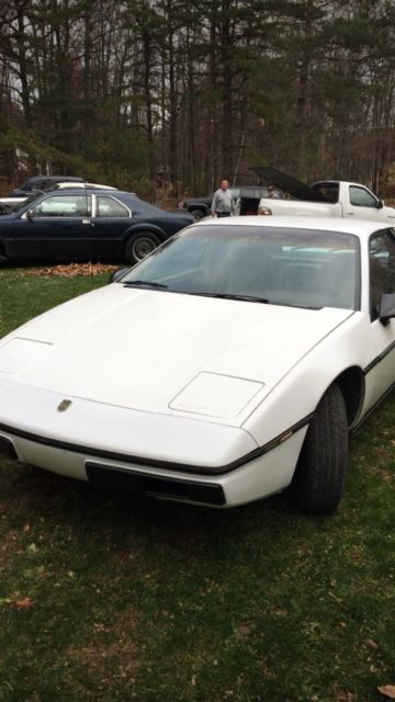 1984 Pontiac Fiero - photo 6