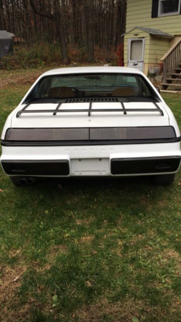 1984 Pontiac Fiero - photo 8