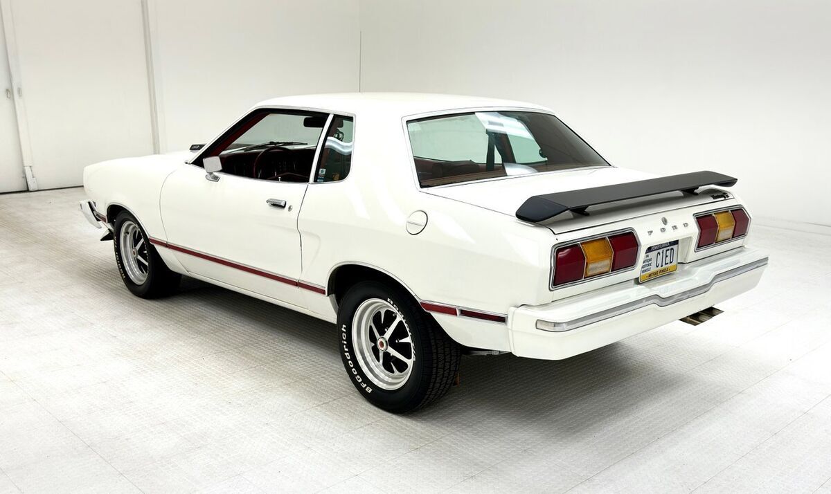 1976 Ford Mustang II Coupe - photo 3