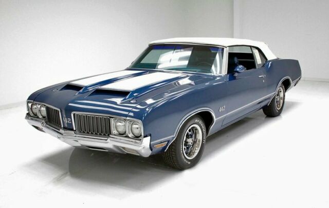 Mildly Restored 455ci V8 Highly Optioned Numbers Match 1970 Oldsmobile 442 Convertible