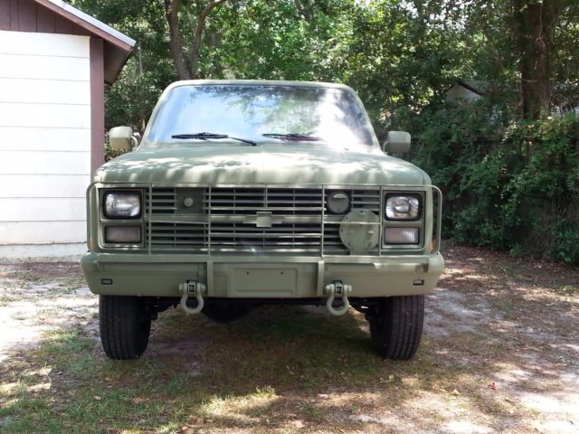 1984 Chevrolet C/K Pickup 3500 Custom Deluxe - photo 3