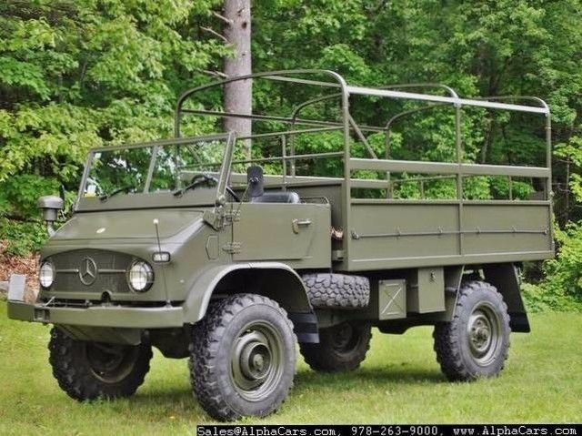 1969 Mercedes-Benz Unimog 404 Swiss Army Troop Carrier - photo 3