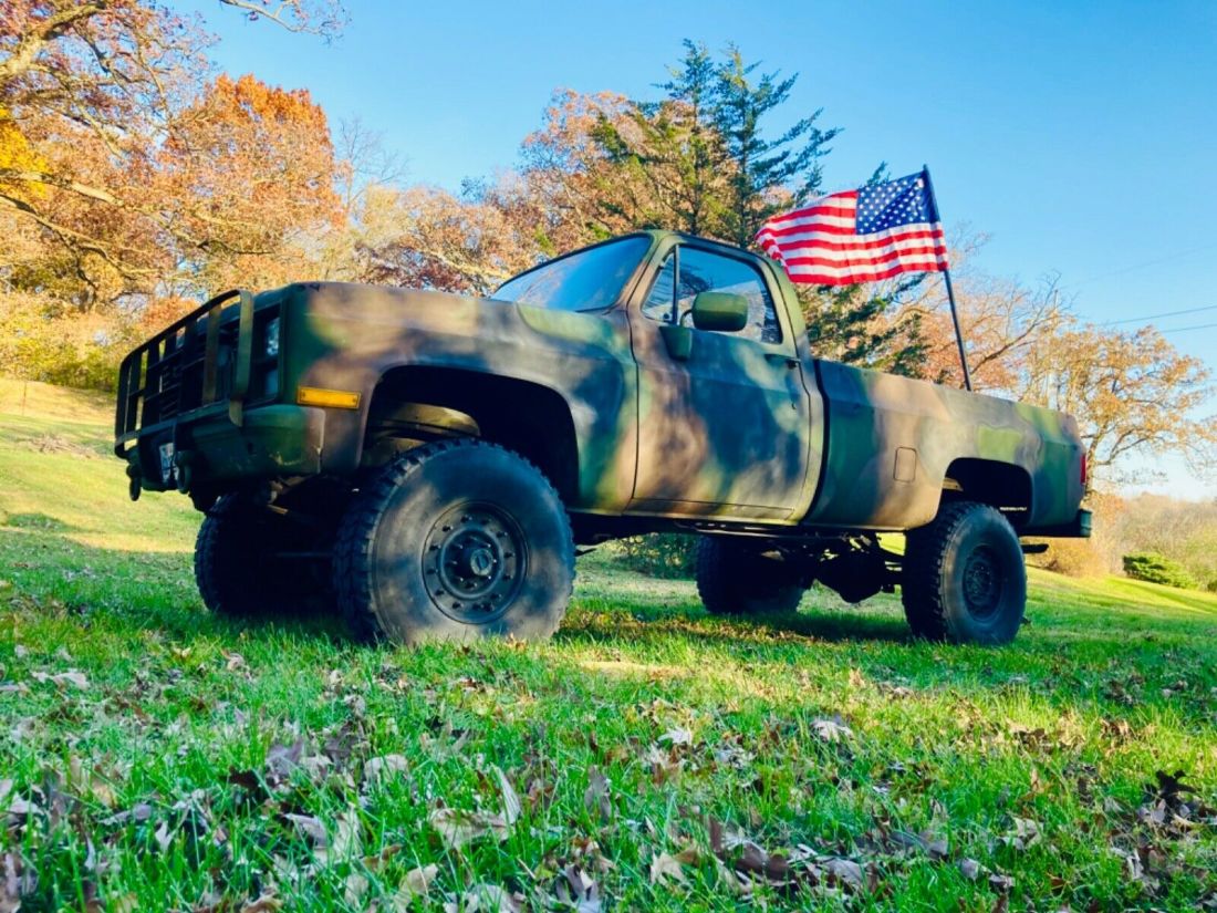 1984 Chevrolet K30 MILITARY POSTAL UNIT - photo 3