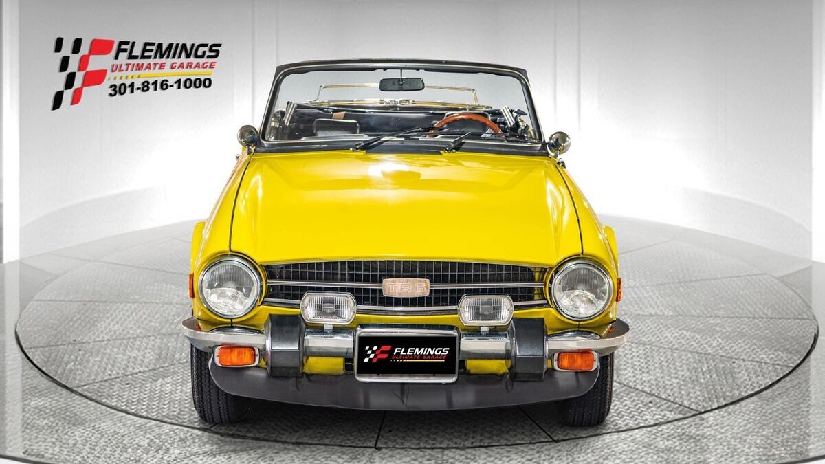 1976 Triumph TR-6 Roadster - photo 2