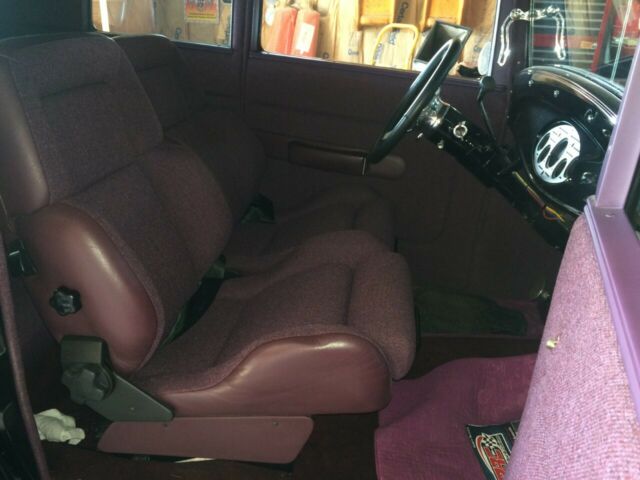 1932 Ford Crown Victoria - photo 3