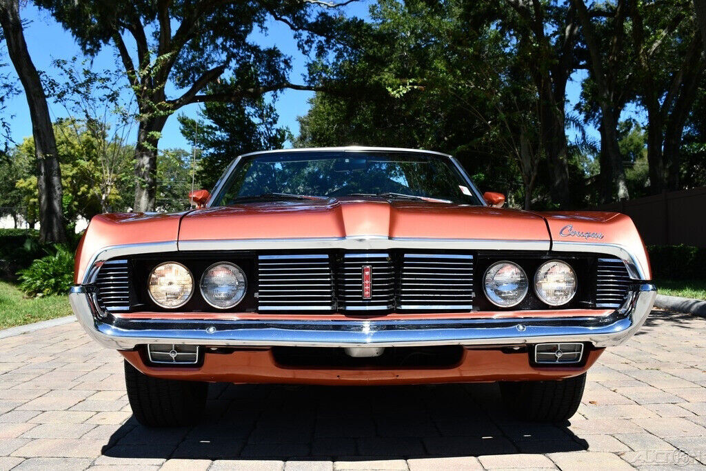 1969 Mercury Cougar Restored Amazing very Rare Color Combination! - photo 8