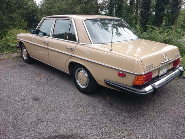 1975 Mercedes-Benz 300-Series - photo 9