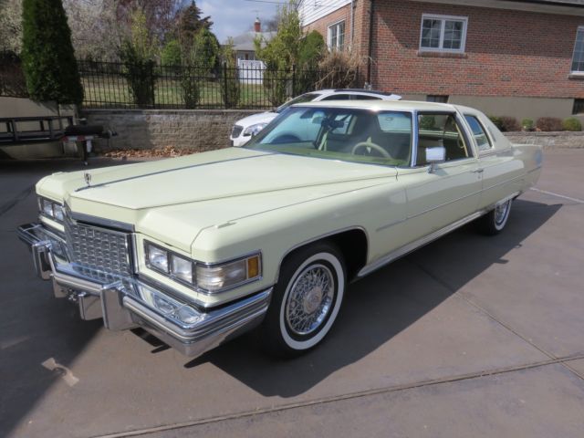1976 Cadillac DeVille - photo 2