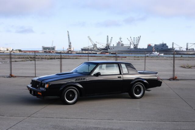 Mint 1987 Buick GNX #270 32K miles 1987 Buick Regal GNX