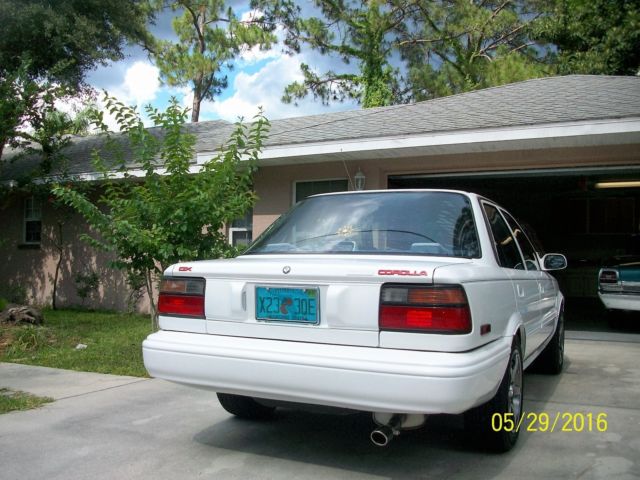 1990 Toyota Corolla DX - photo 3