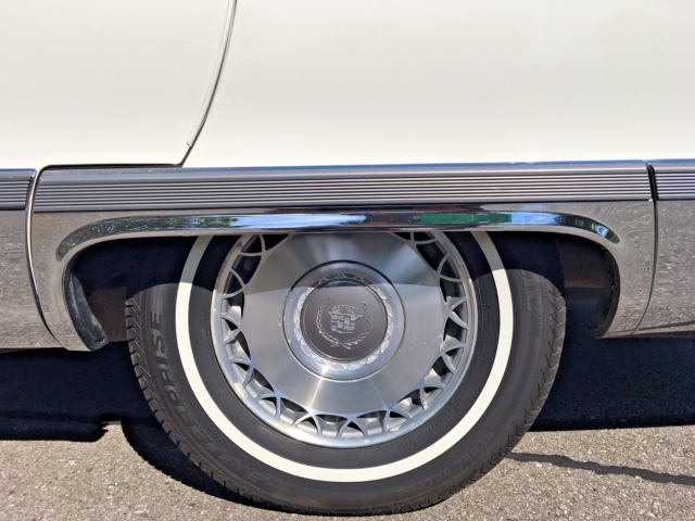 1993 Cadillac Fleetwood Brougham - photo 11