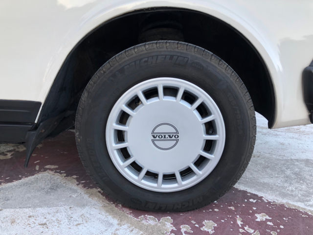 1990 Volvo 240 DL - photo 13
