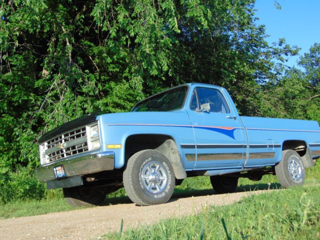 1986 Chevrolet C/K Pickup 1500 - photo 3