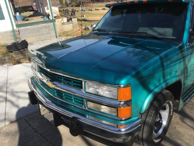 Mint Cond.-1994 Chevrolet 1500 Dixie Custom Pick-Up Truck 4X2 1994 Chevrolet C/K Pickup 1500 Dixie Custom Trim