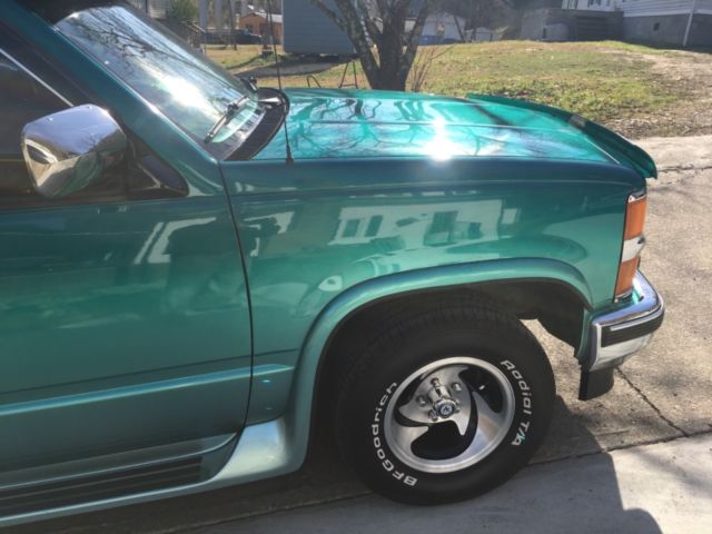 1994 Chevrolet C/K Pickup 1500 Dixie Custom Trim - photo 11