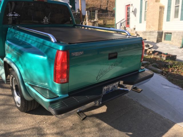 1994 Chevrolet C/K Pickup 1500 Dixie Custom Trim - photo 6