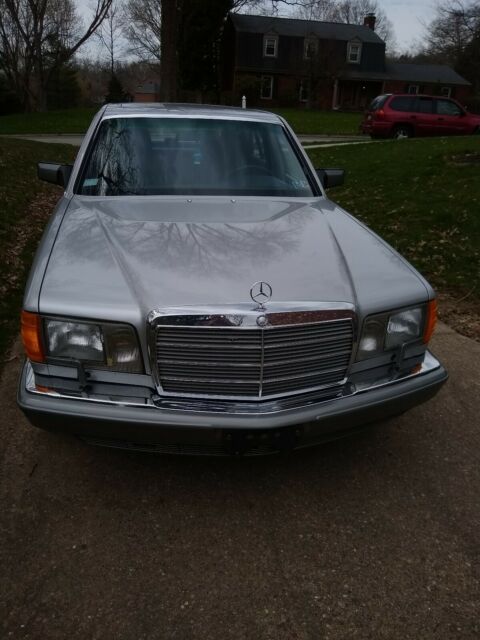 1986 Mercedes-Benz 400-Series - photo 12