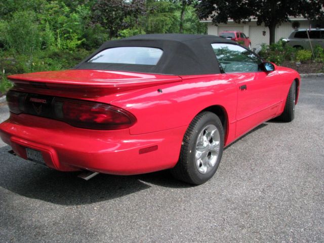 1992 Pontiac Firebird Base Convertible 2-Door - photo 10