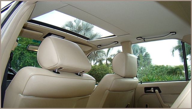 1993 Mercedes-Benz 190-Series E - photo 2