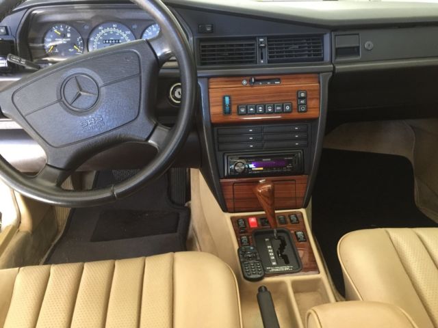 1993 Mercedes-Benz 190-Series E - photo 7