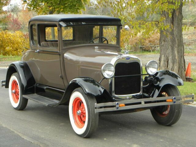 1929 Ford Model A Special Coupe - photo 11