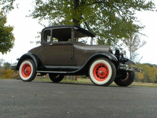 1929 Ford Model A Special Coupe - photo 9