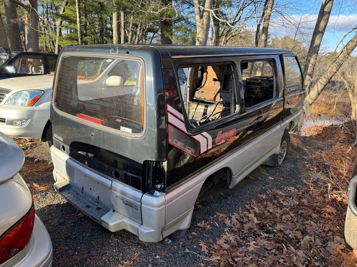 1979 Mitsubishi Other - photo 4