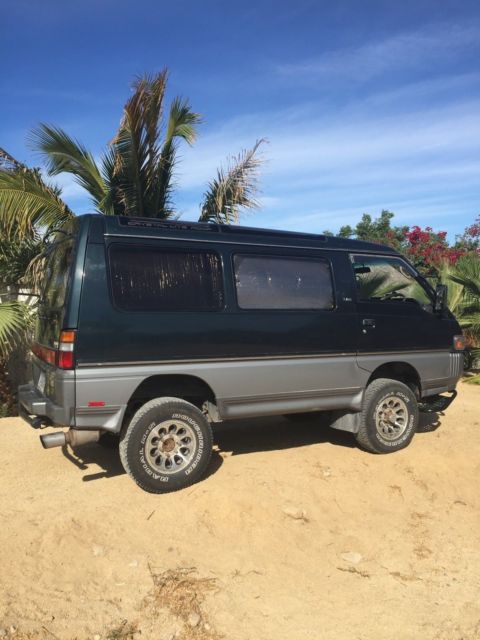 1992 Mitsubishi Delica L300 - photo 2
