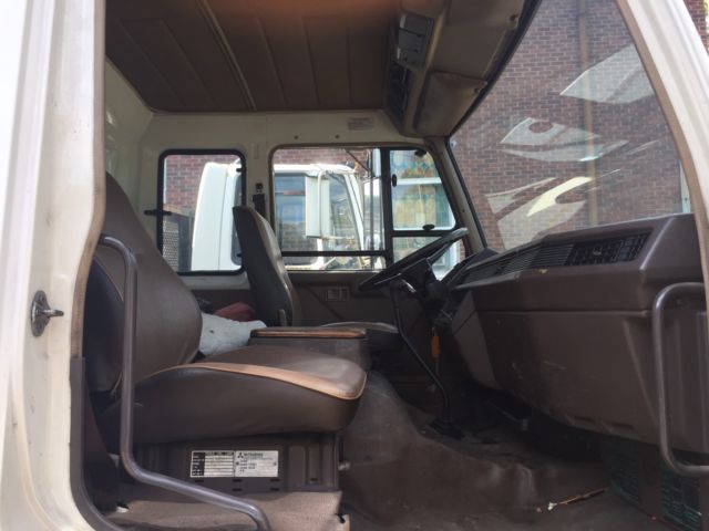 1987 Mitsubishi fuso fk455 - photo 2