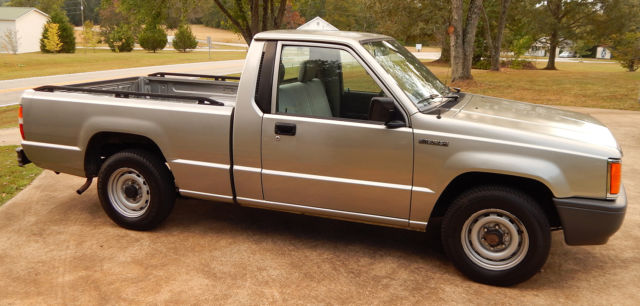 1993 Mitsubishi Mighty Max - photo 4