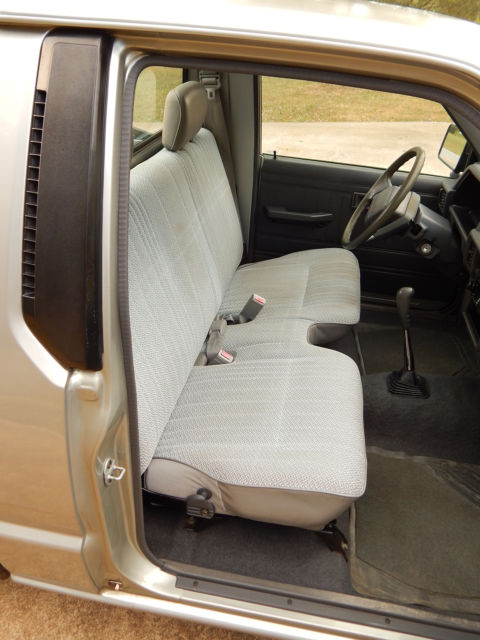 1993 Mitsubishi Mighty Max - photo 9