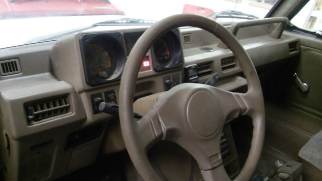 1990 Mitsubishi Montero - photo 6