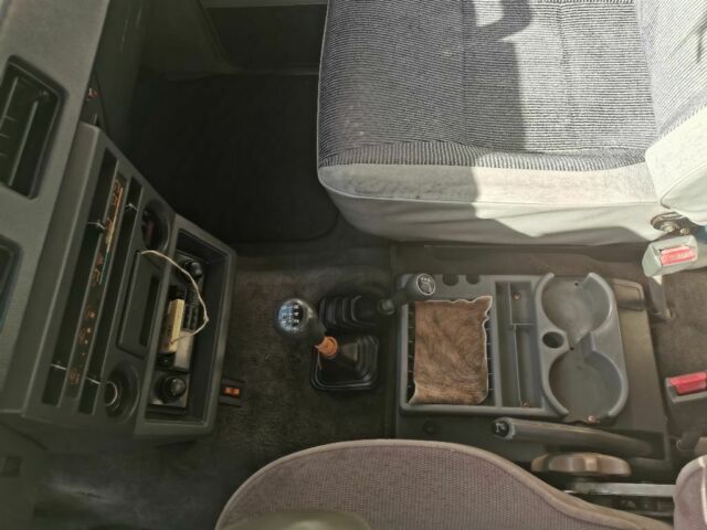 1986 Mitsubishi Montero - photo 12