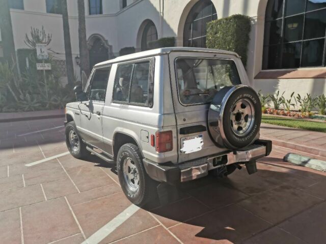 1986 Mitsubishi Montero - photo 4