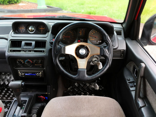 1994 Mitsubishi Pajero - photo 2