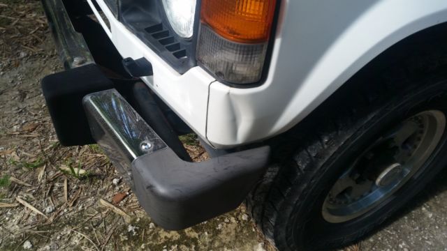 1990 Mitsubishi Pajero, Montero, Raider L044G - photo 11