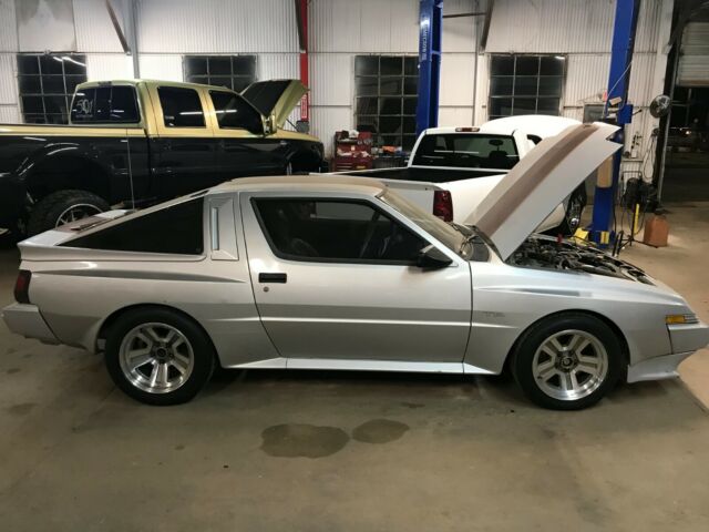 1987 Mitsubishi Starion Conquest TSi - photo 2