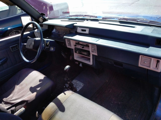 1991 Mitsubishi Mighty Max - photo 12