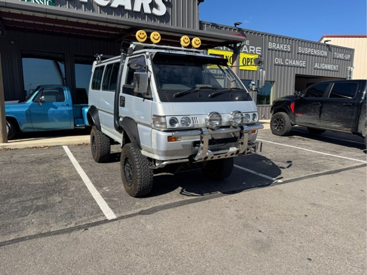 1991 MITSUBSHI DELICA - photo 3