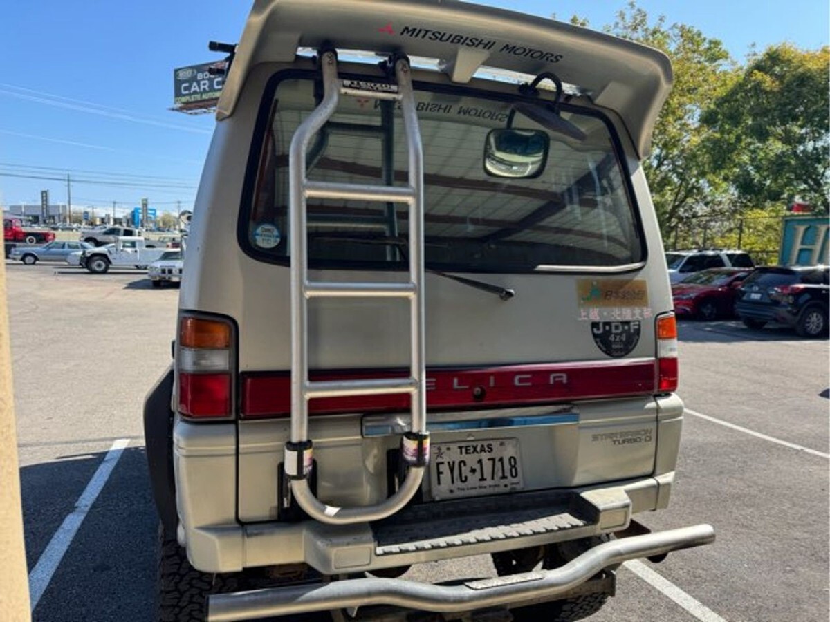 1991 MITSUBSHI DELICA - photo 4