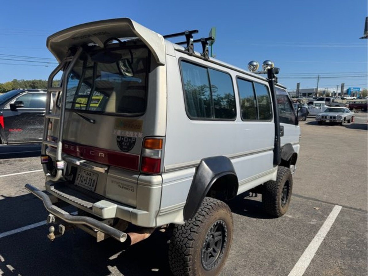 1991 MITSUBSHI DELICA - photo 5