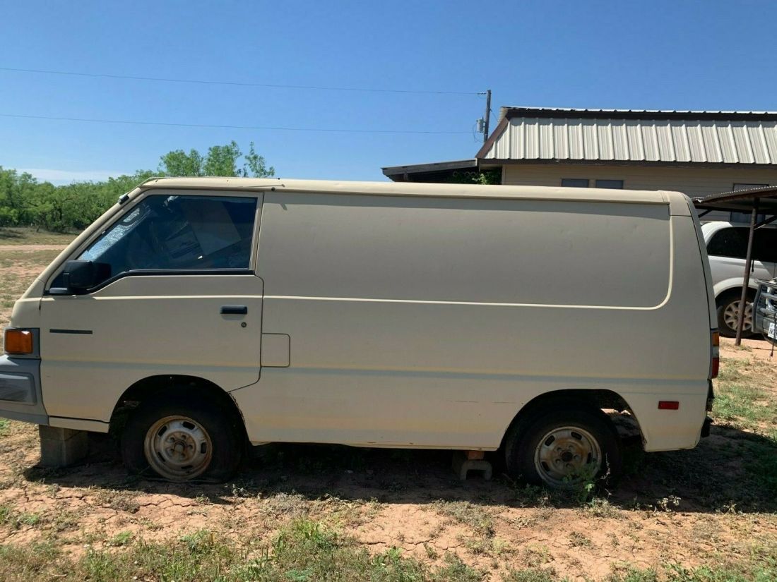 1987 Mitsubishi Other - photo 3