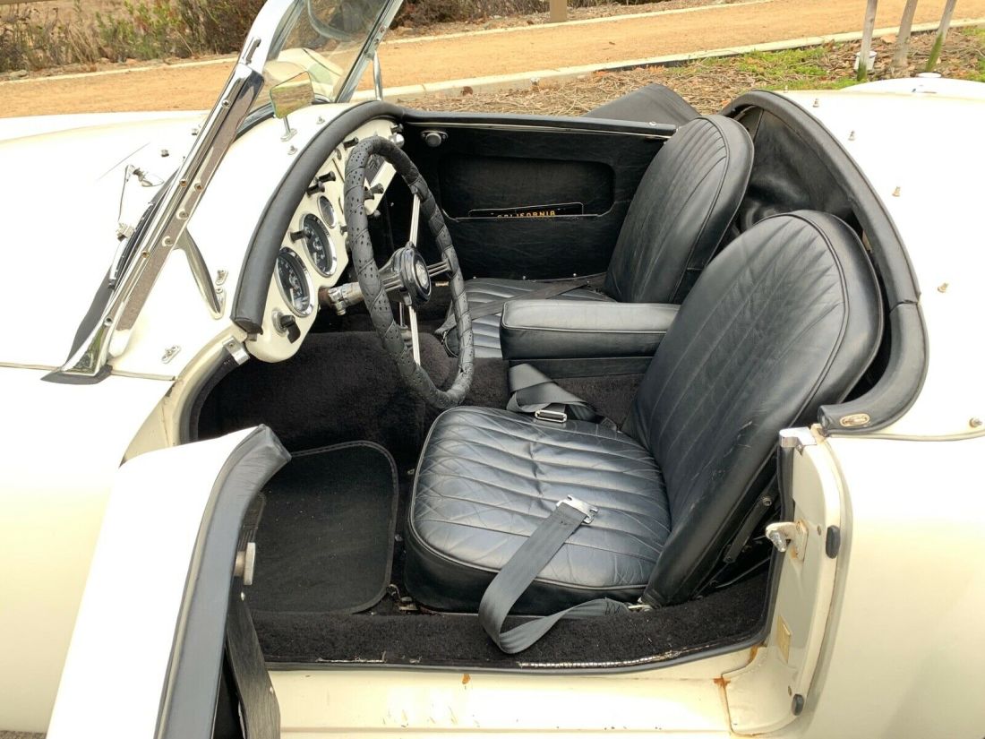 1960 MG MGA - "Old English White" - Recent $3k+ Svc - photo 13
