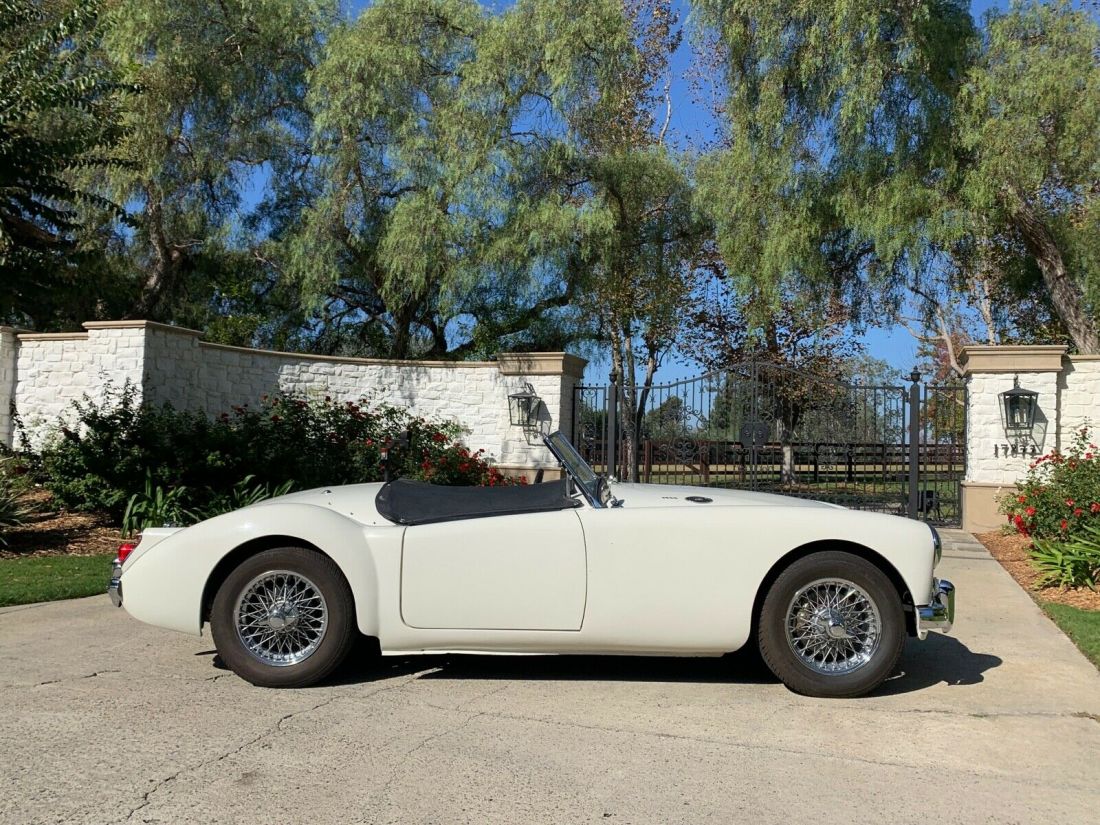 1960 MG MGA - "Old English White" - Recent $3k+ Svc - photo 4