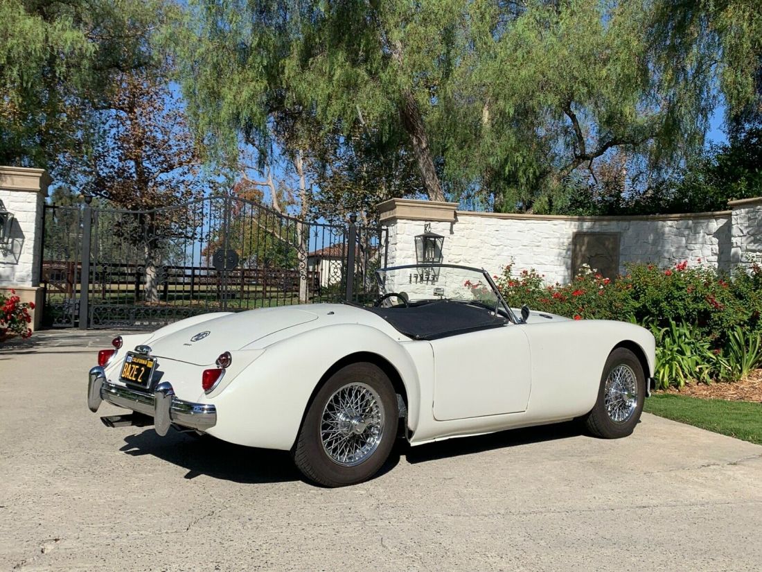 1960 MG MGA - "Old English White" - Recent $3k+ Svc - photo 5