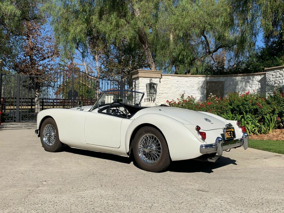 1960 MG MGA - "Old English White" - Recent $3k+ Svc - photo 9